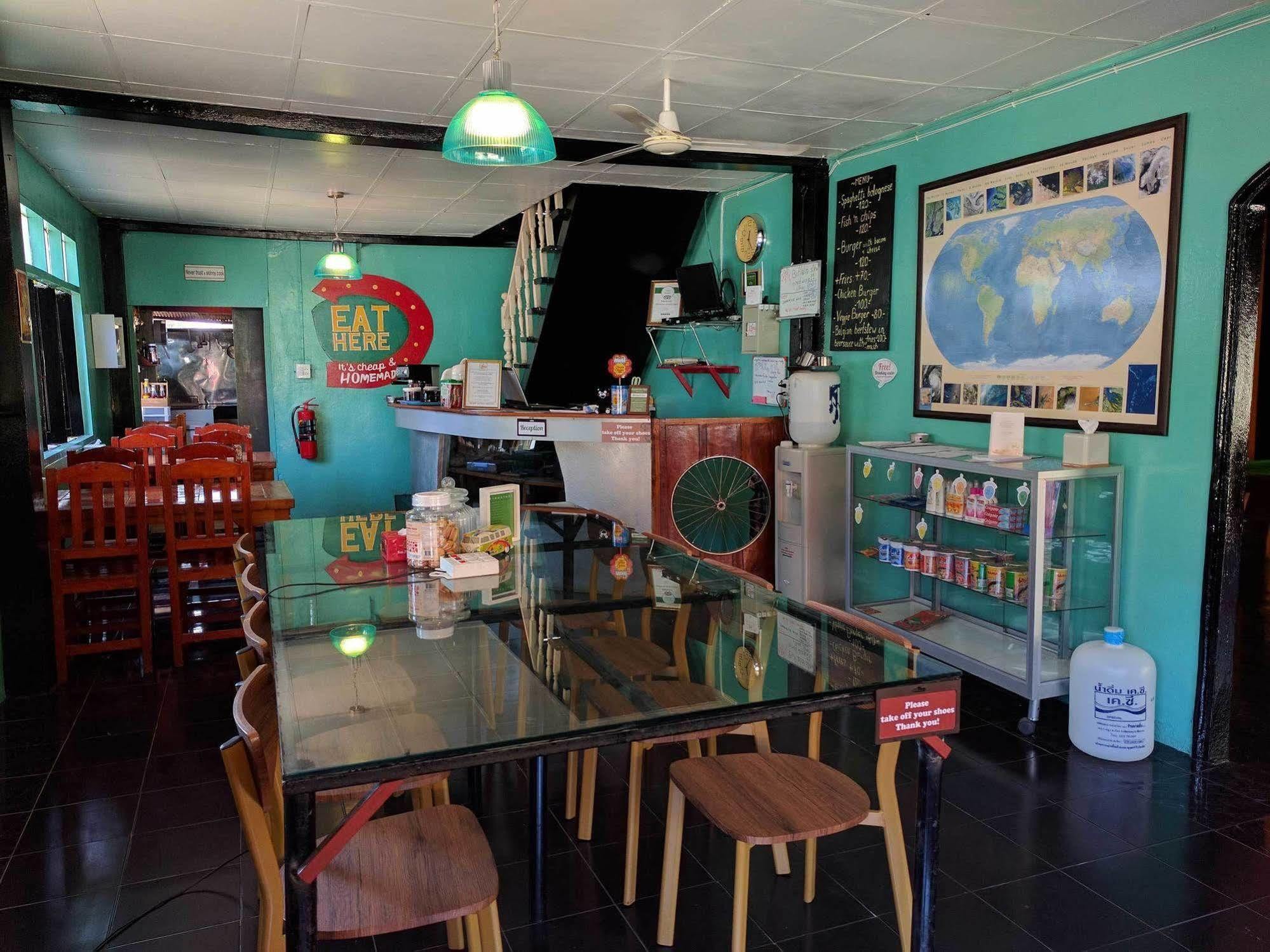 Funky Box Hostel Chiang Khong Esterno foto